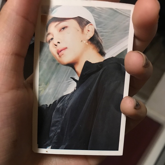complete 6  BTS RM LOMO CARDS and ot7 pin - Picture 3 of 11